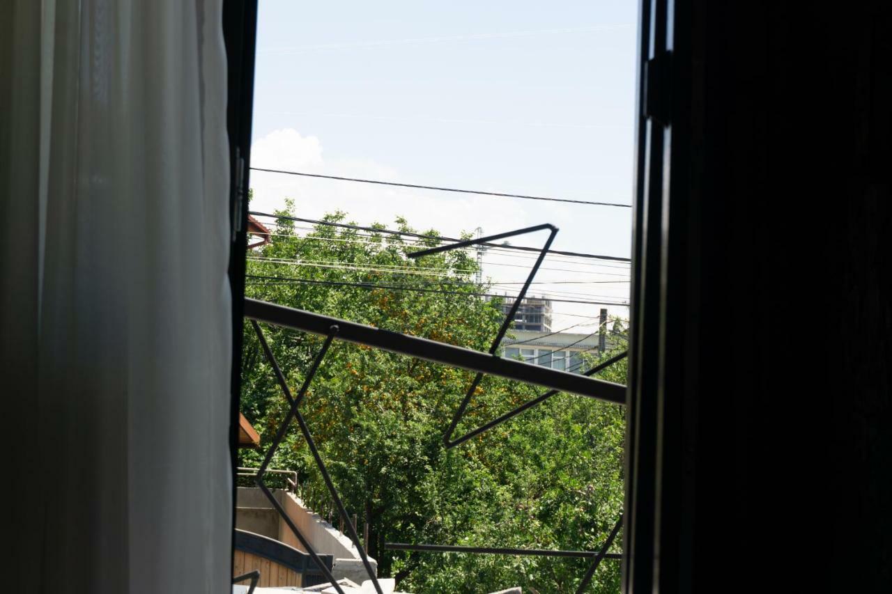 Guesthouse Kado Tbilisi Exterior foto